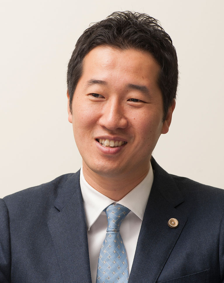 代表弁護士の金 敏寛（キム ミンガン）